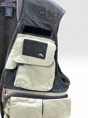 Simms Headwaters Pro Mesh Fly Fishing Vest Small Gray